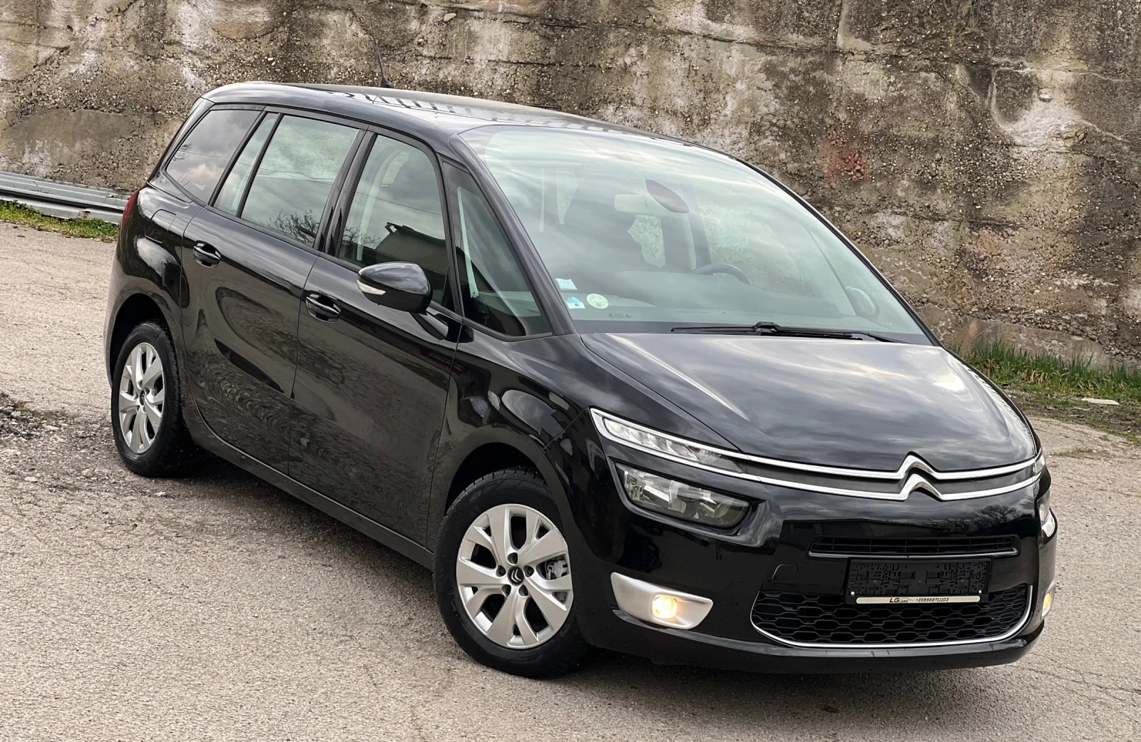 Citroen Grand C4 Picasso HDI NAVI 6+ 1 = 7 места 