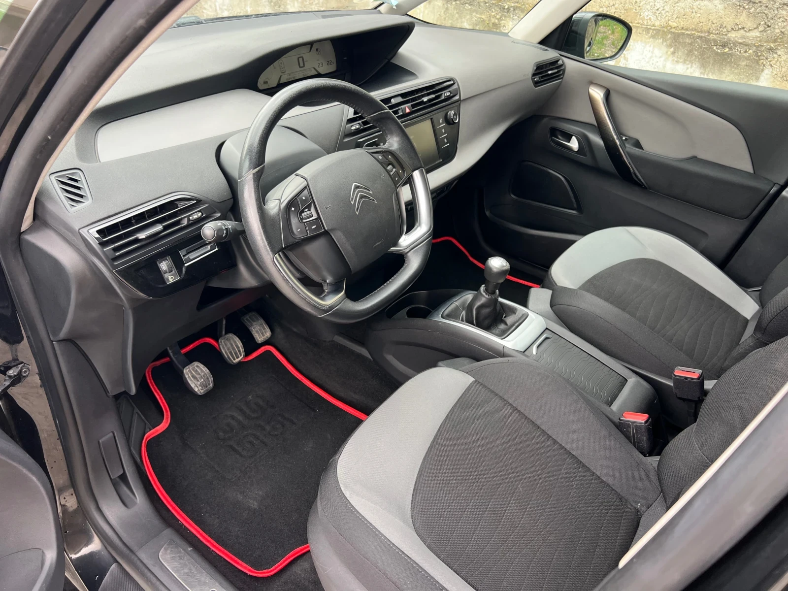 Citroen Grand C4 Picasso HDI NAVI 6+ 1 = 7 места , снимка 11 - Автомобили и джипове - 53892889
