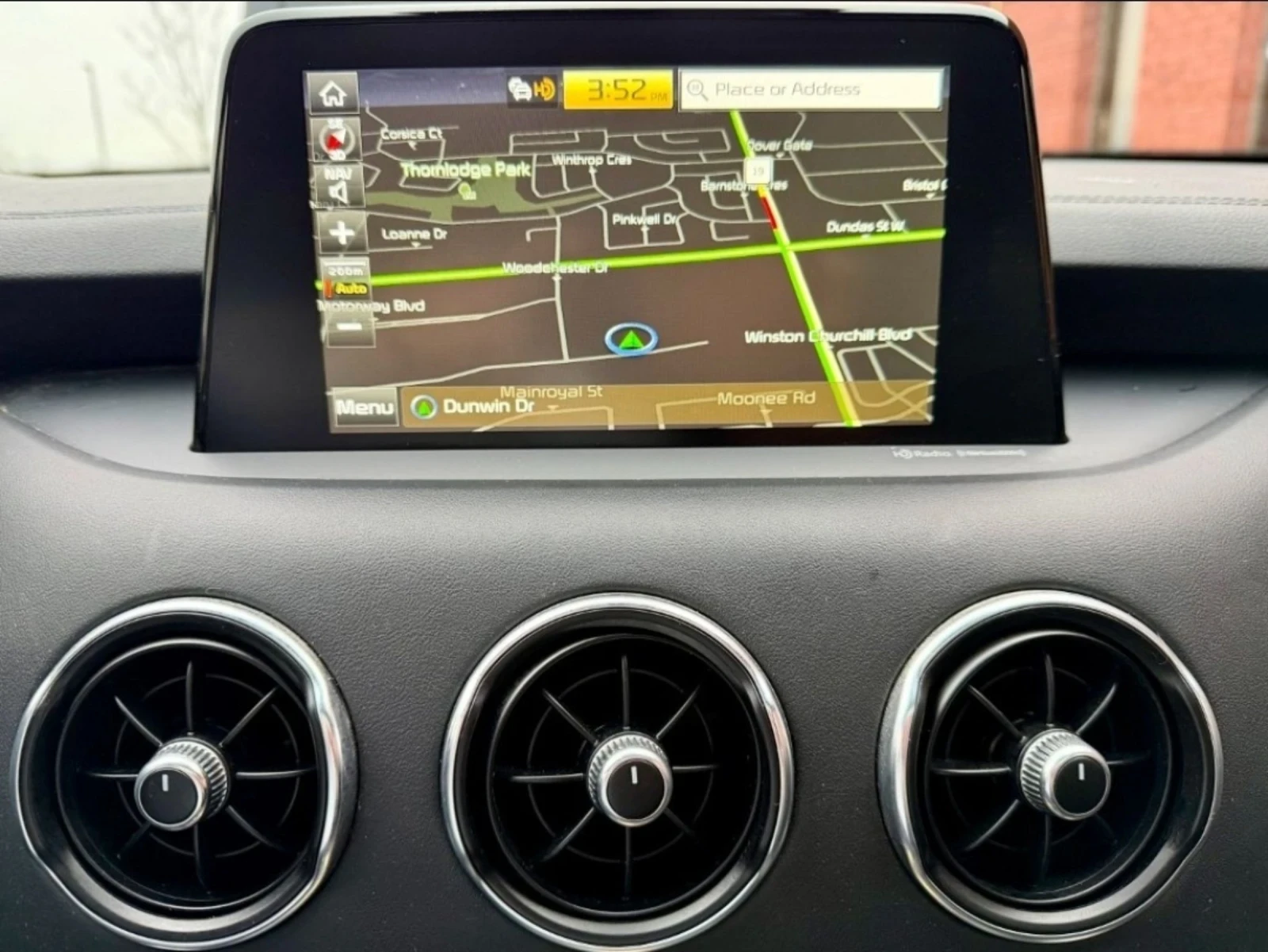 Kia Stinger 2018/HUD/360/PANO/PODGREV/CARFAX, снимка 11 - Автомобили и джипове - 54107507