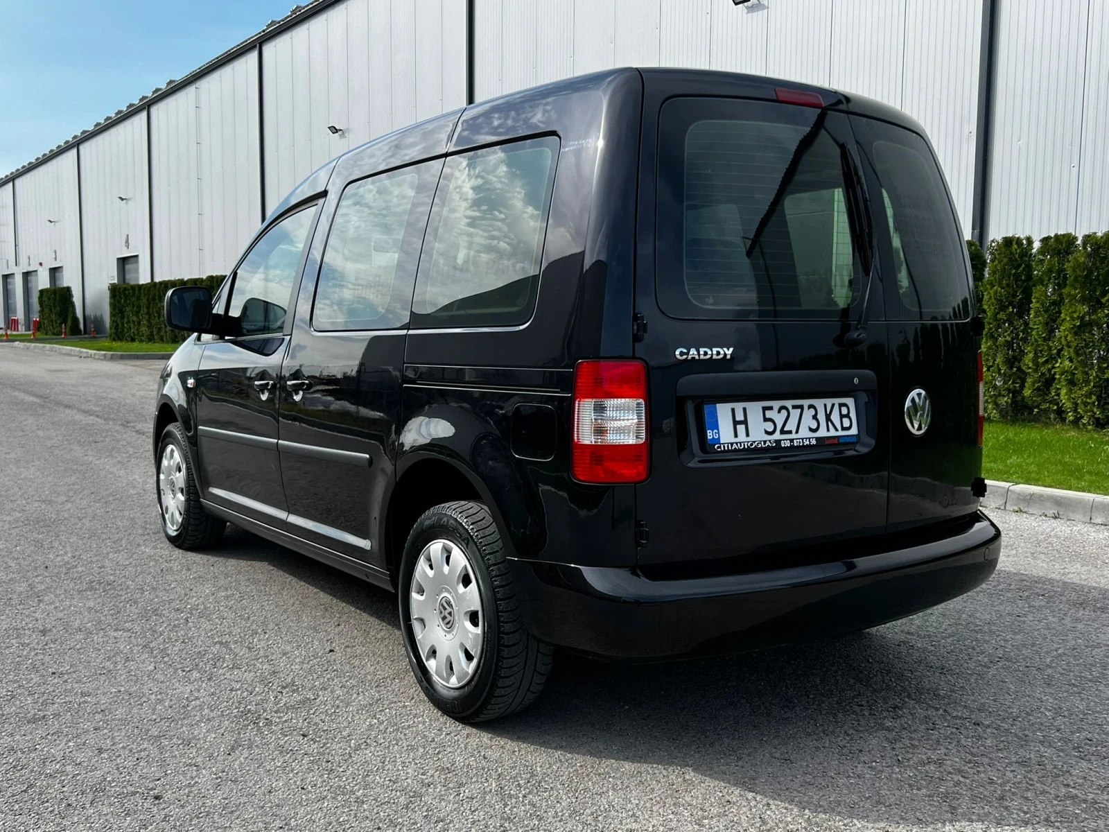 VW Caddy, снимка 7 - Автомобили и джипове - 54191906