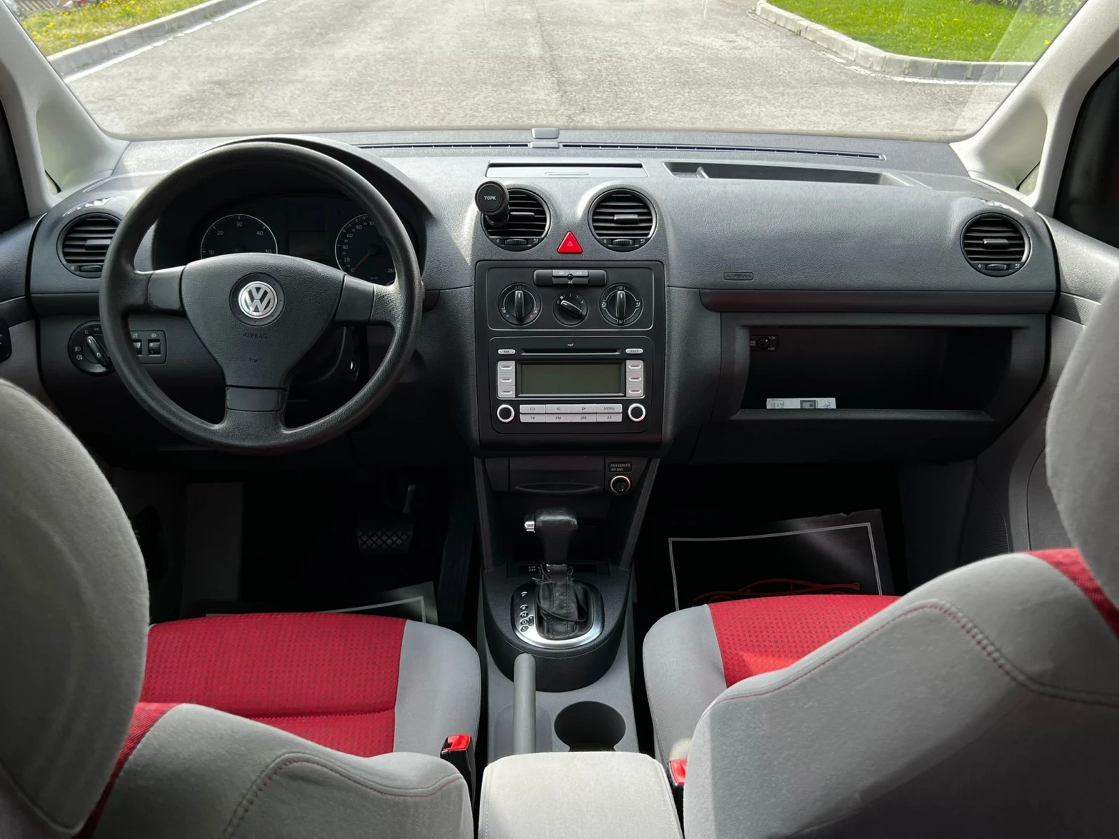 VW Caddy, снимка 14 - Автомобили и джипове - 54191906