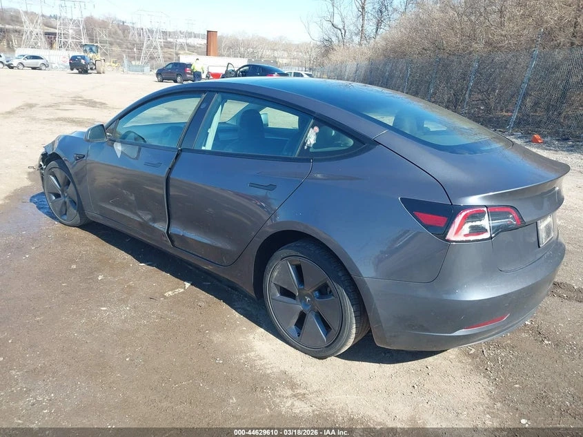 Tesla Model 3 Rear-Wheel Drive, снимка 3 - Автомобили и джипове - 54237385