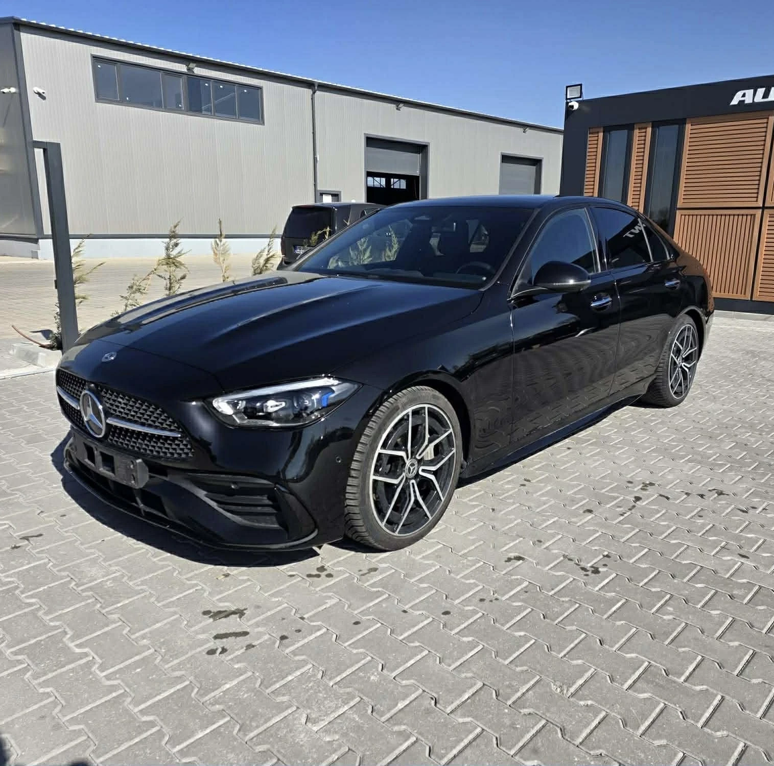 Mercedes-Benz C 300 ГОТОВ ЛИЗИНГ/БАРТЕР/15000 АВАНС/
