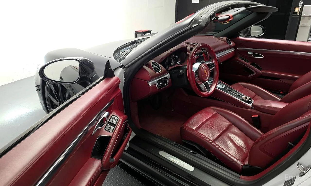 Porsche Boxster 2.0* КОЖА* ПОДГРЕВ* КАМЕРА* , снимка 7 - Автомобили и джипове - 54431636
