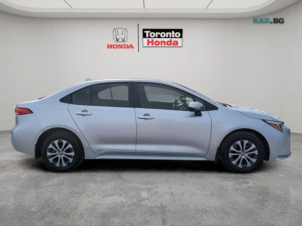 Toyota Corolla Hybrid LE AWD* АвтоКредит* (ЦЕНА ДО БГ), снимка 4 - Автомобили и джипове - 55225640
