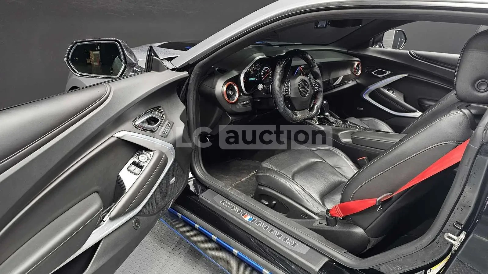 Chevrolet Camaro * ЗВЕЗДЕН ТАВАН * HEAD-UP * CARBON, снимка 5 - Автомобили и джипове - 55395718