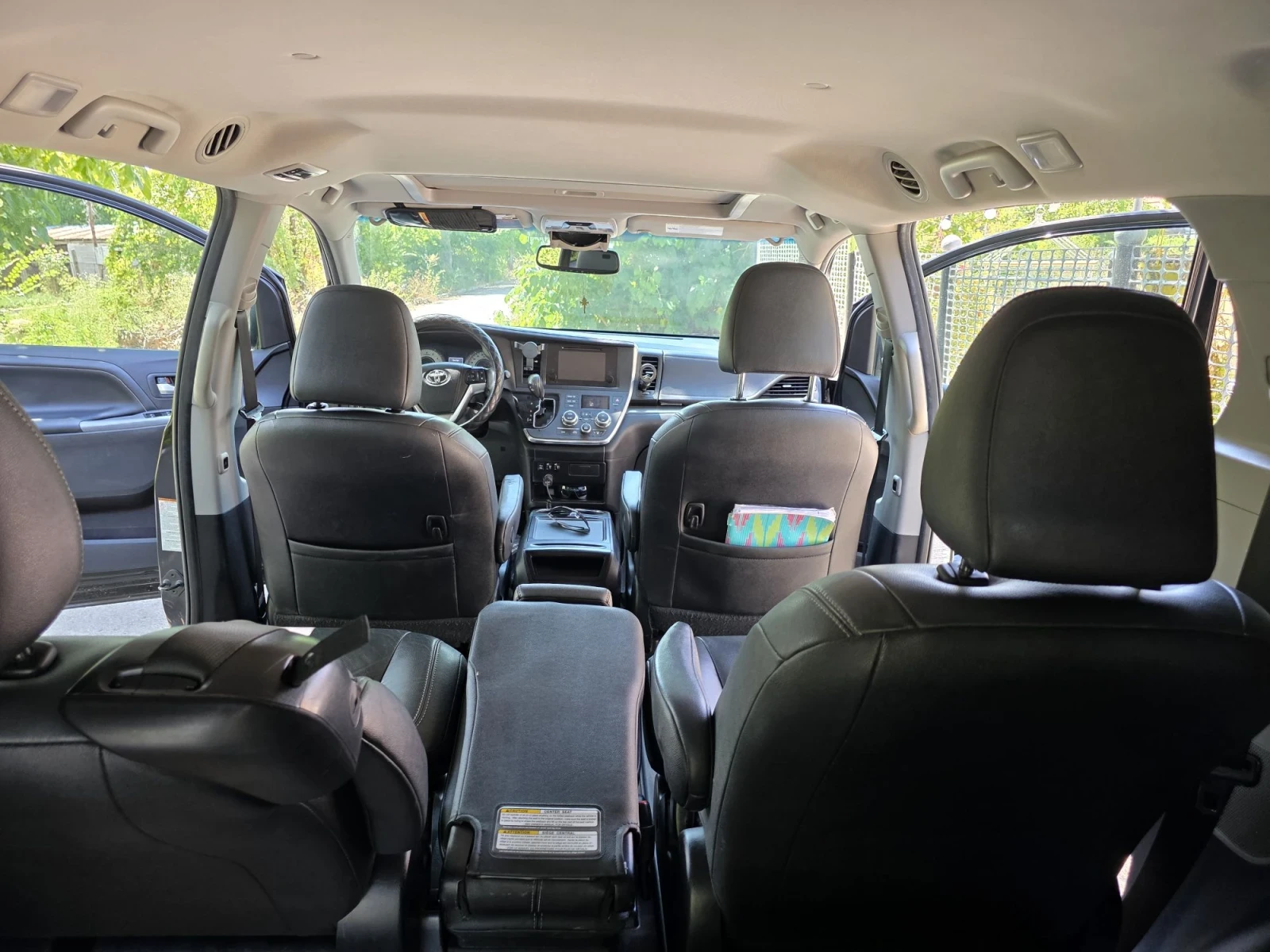 Toyota Sienna SE, снимка 7 - Автомобили и джипове - 55564914
