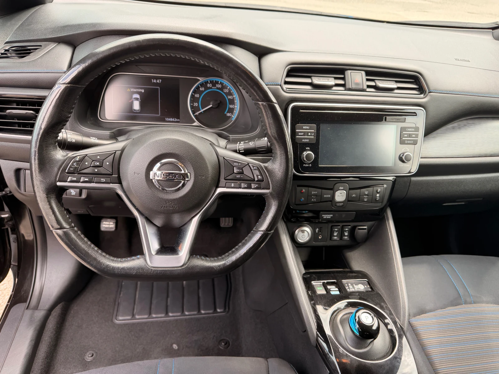 Nissan Leaf , снимка 3 - Автомобили и джипове - 55653655