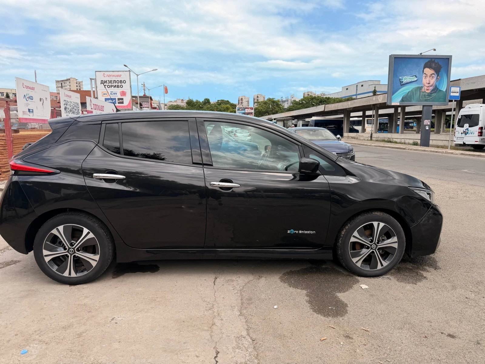Nissan Leaf , снимка 7 - Автомобили и джипове - 55653655