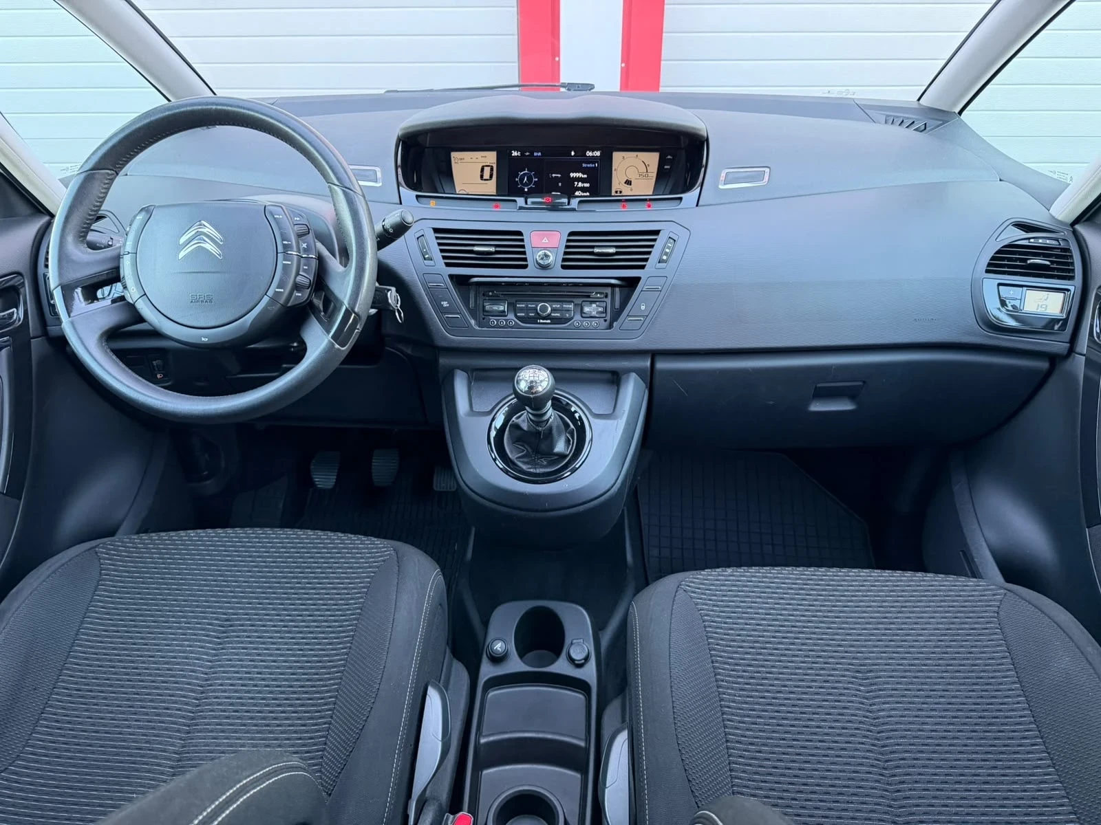 Citroen C4 Picasso 1.6HDI NAVI KLIMATRONIK 7-МЕСТНА EVRO 5B ЛИЗИНГ!!!, снимка 13 - Автомобили и джипове - 56010665
