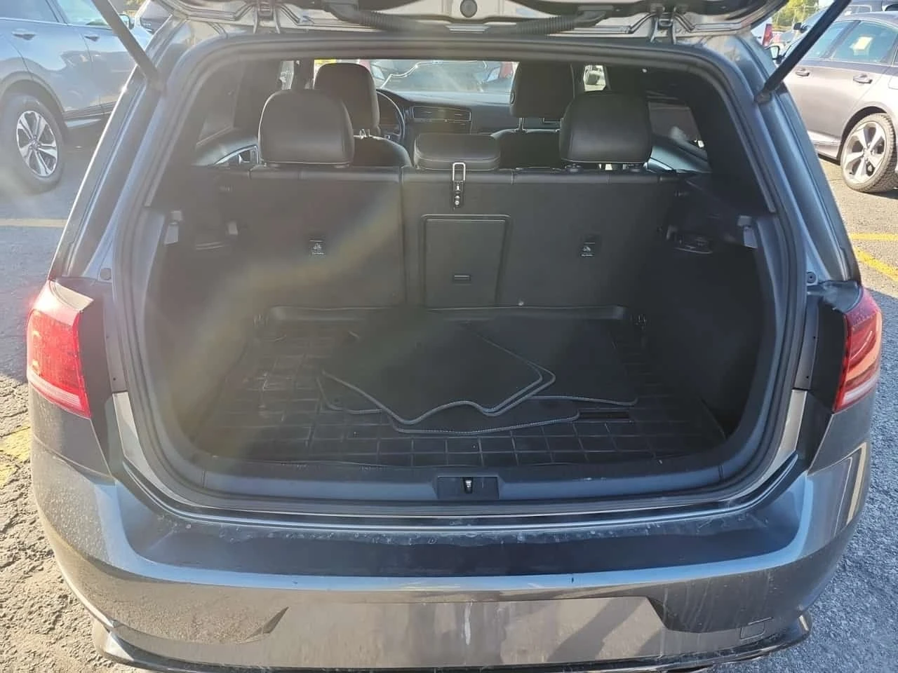 VW Golf * DSG * FACELIFT * ПОДГРЕВ * , снимка 14 - Автомобили и джипове - 56254554