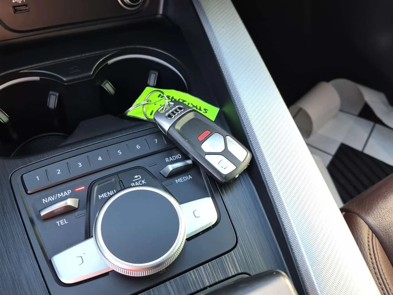 Audi A5 * 2.0 Tfsi Quattro S Tronic Progressiv * CARFAX *  | Mobile.bg � ����������� 7