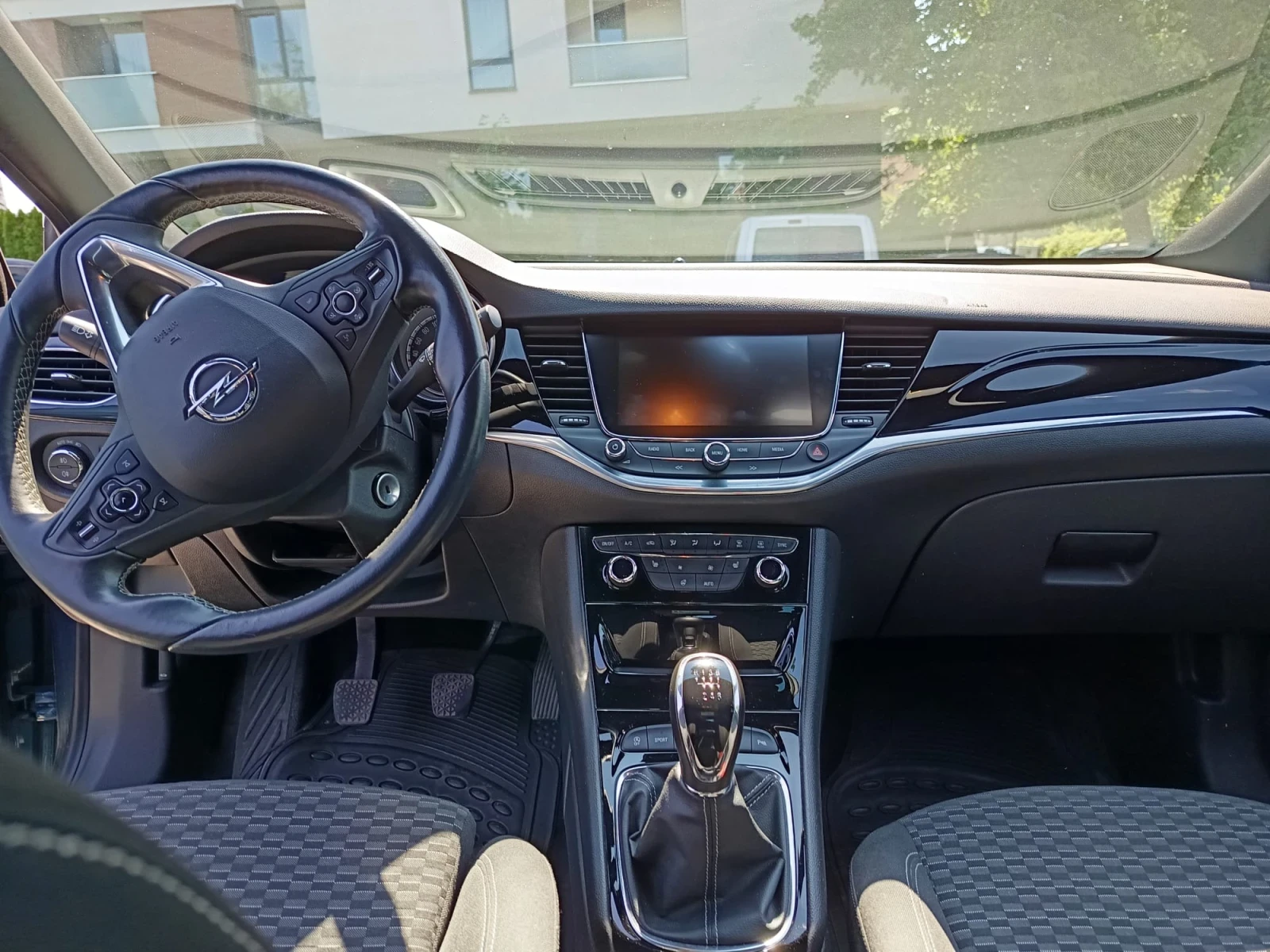 Opel Astra 1.6 CDTI, , снимка 5 - Автомобили и джипове - 56629590