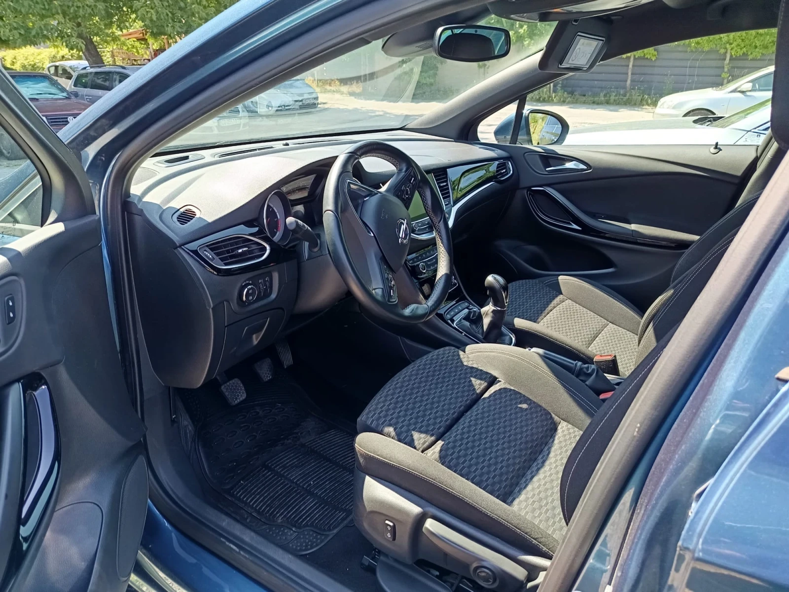 Opel Astra 1.6 CDTI, , снимка 6 - Автомобили и джипове - 56629590