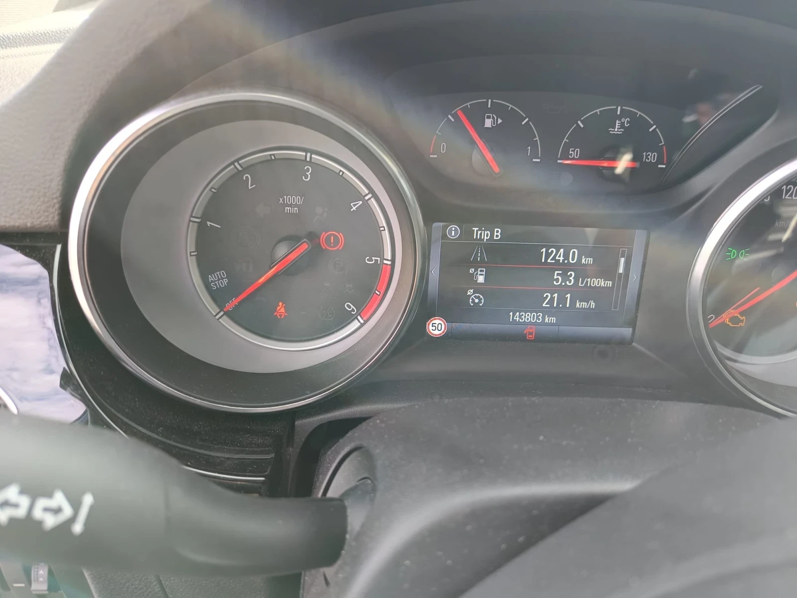 Opel Astra 1.6 CDTI, , снимка 8 - Автомобили и джипове - 56629590