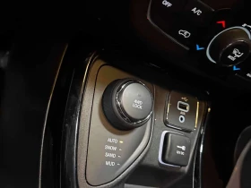 Jeep Compass * Limited * CARFAX * KEYLESS * ПОДГРЕВИ - 8700 € / 17015.72 лв. - 35989426 14