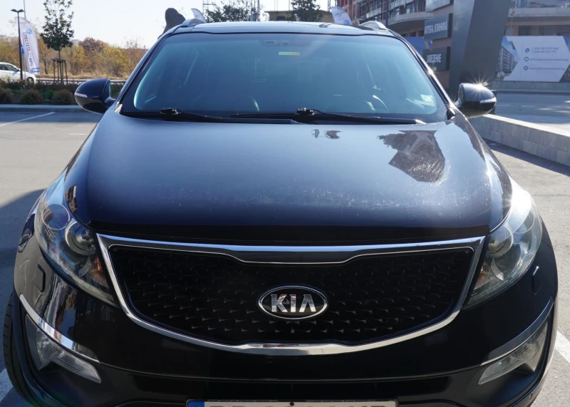 Kia Sportage, снимка 2 - Автомобили и джипове - 47914587