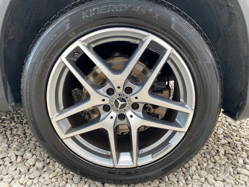 Mercedes-Benz GLC 250 AMG Line* 9G* ПАНОРАМА* КАМЕРА* КОЖА* NAVI, снимка 4 - Автомобили и джипове - 50020236