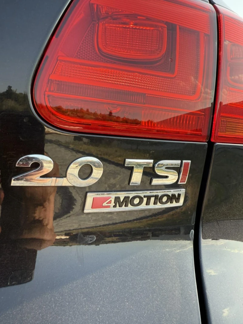 VW Tiguan 2.0 TSI R-LINE, снимка 7 - Автомобили и джипове - 51197946