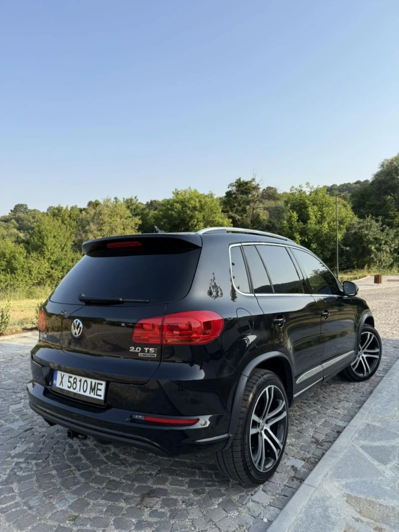 VW Tiguan 2.0 TSI R-LINE, снимка 4 - Автомобили и джипове - 51197946