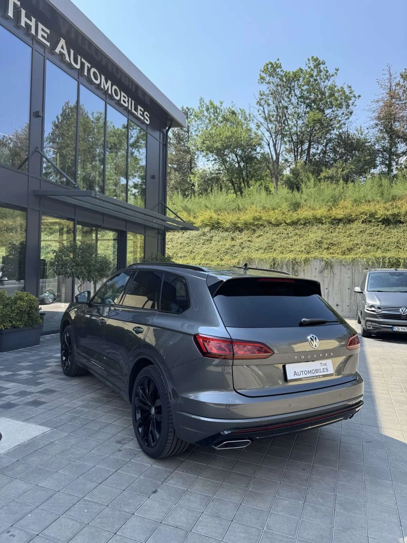 VW Touareg R-LINE, снимка 6 - Автомобили и джипове - 51286096