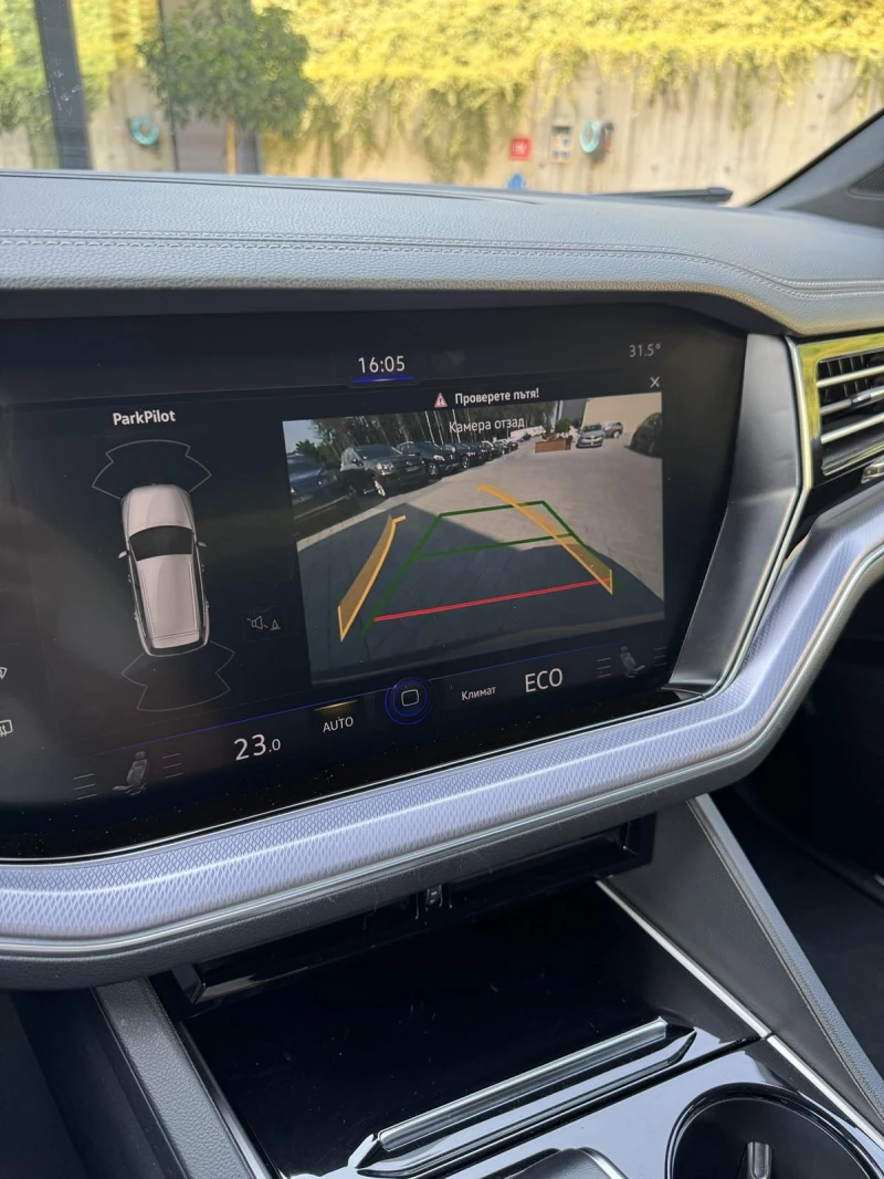 VW Touareg R-LINE, снимка 16 - Автомобили и джипове - 51286096