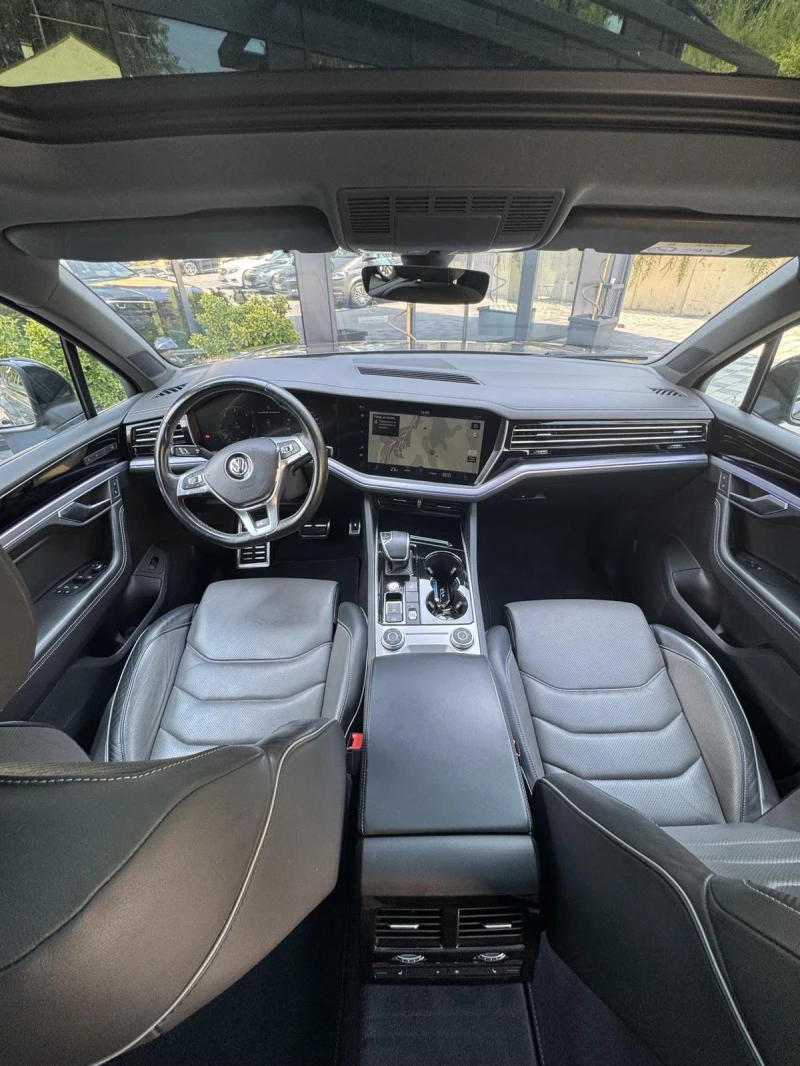 VW Touareg R-LINE, снимка 13 - Автомобили и джипове - 51286096