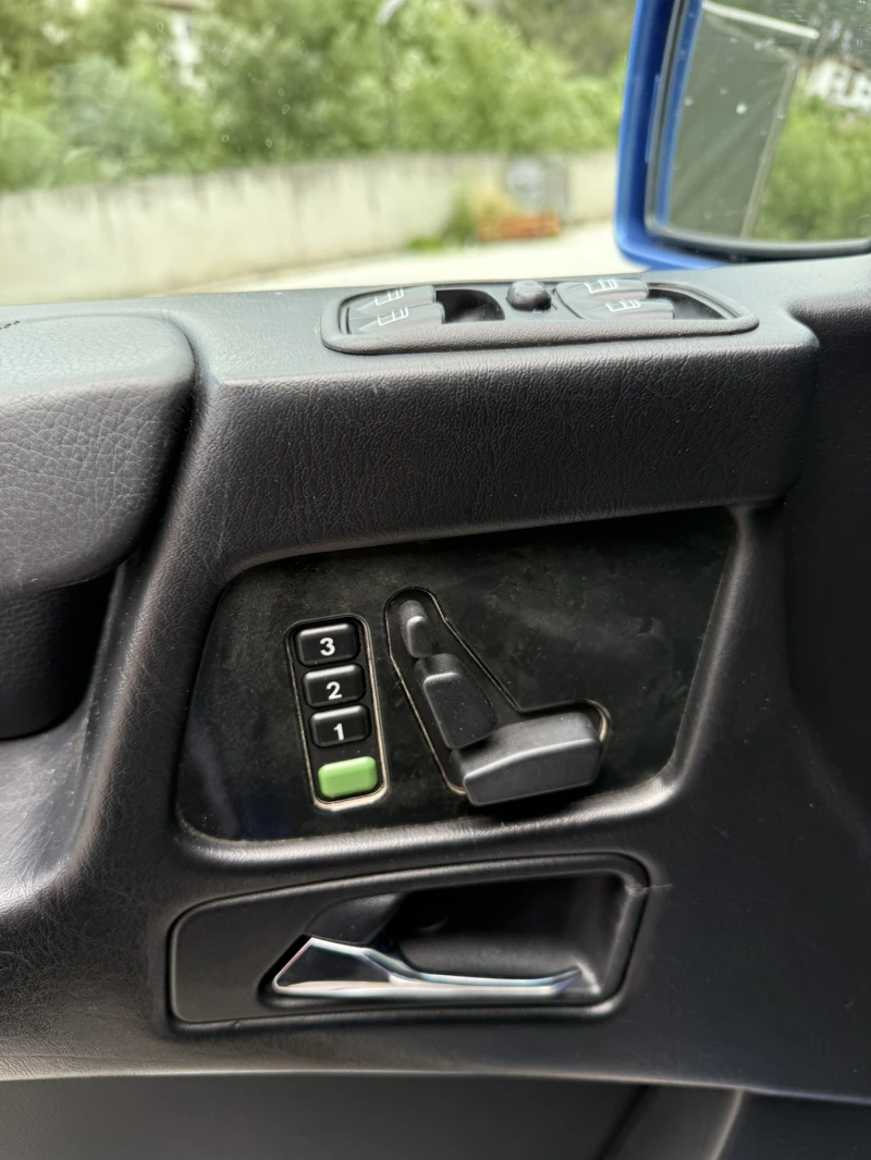Mercedes-Benz G 500, снимка 9 - Автомобили и джипове - 53008499