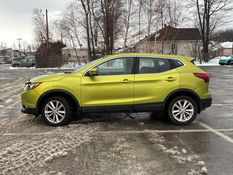 Nissan Qashqai * AWD CVT * CARFAX * БЕЗ ПЪРВОНАЧАЛНА ВНОСКА, снимка 2 - Автомобили и джипове - 53109399