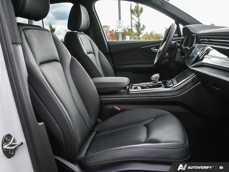 Audi Q7 QUATTRO, С РЕГИСТРАЦИЯ & АВТО КРЕДИТ, снимка 11 - Автомобили и джипове - 53272102