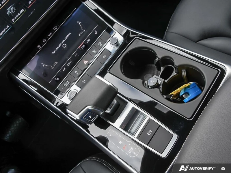 Audi Q7 QUATTRO, С РЕГИСТРАЦИЯ & АВТО КРЕДИТ, снимка 8 - Автомобили и джипове - 53272102