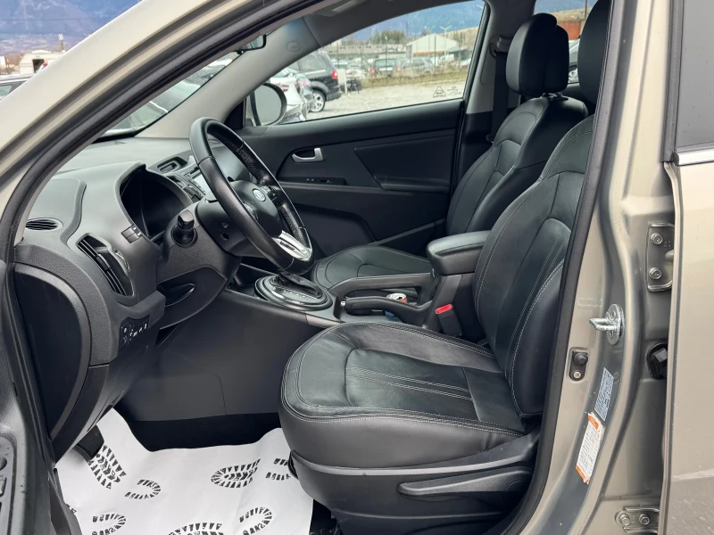 Kia Sportage 125.000хил./Сервизна история/4х4/АВТОМАТ/НОВА, снимка 8 - Автомобили и джипове - 53393860