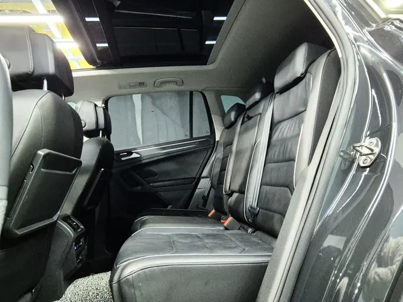 VW Tiguan 2.0 Tdi Prestige, снимка 12 - Автомобили и джипове - 56112963