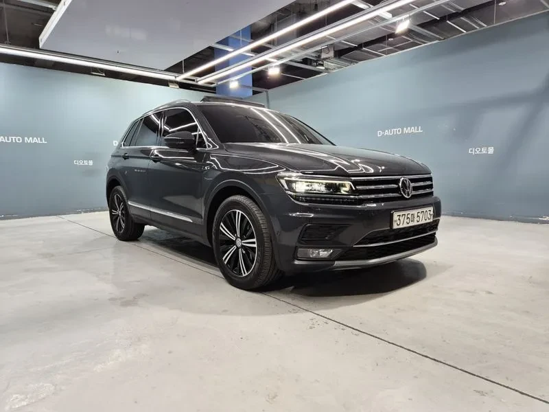 VW Tiguan 2.0 Tdi Prestige, снимка 2 - Автомобили и джипове - 56112963
