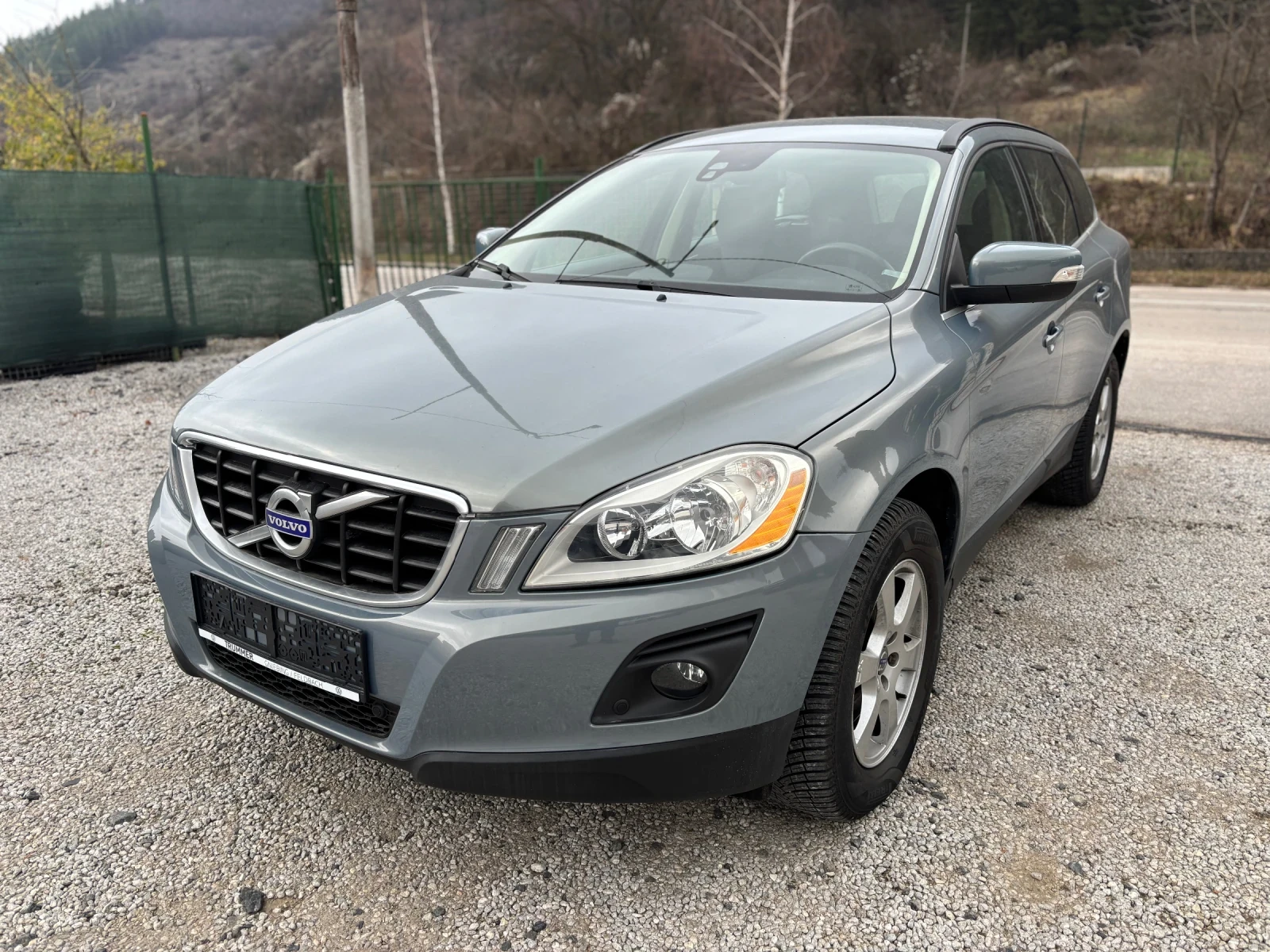 Volvo XC60 2.4 D 5 РЪЧКА, снимка 1