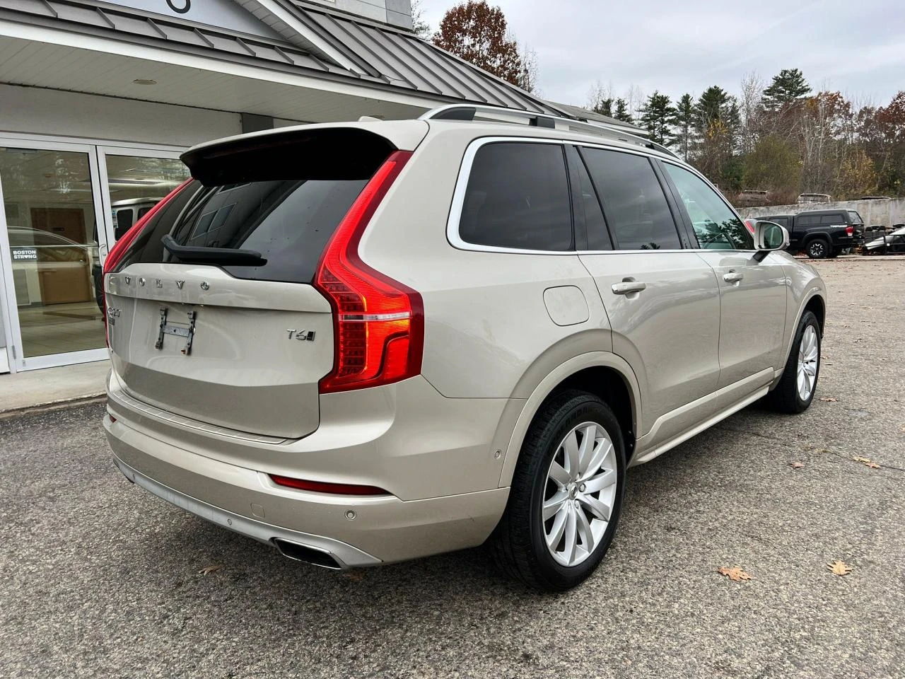 Volvo Xc90 T6/PANO/KEYLESS/ПОДГРЕВ/КАМЕРИ/LANE* ASSIST - изображение 3