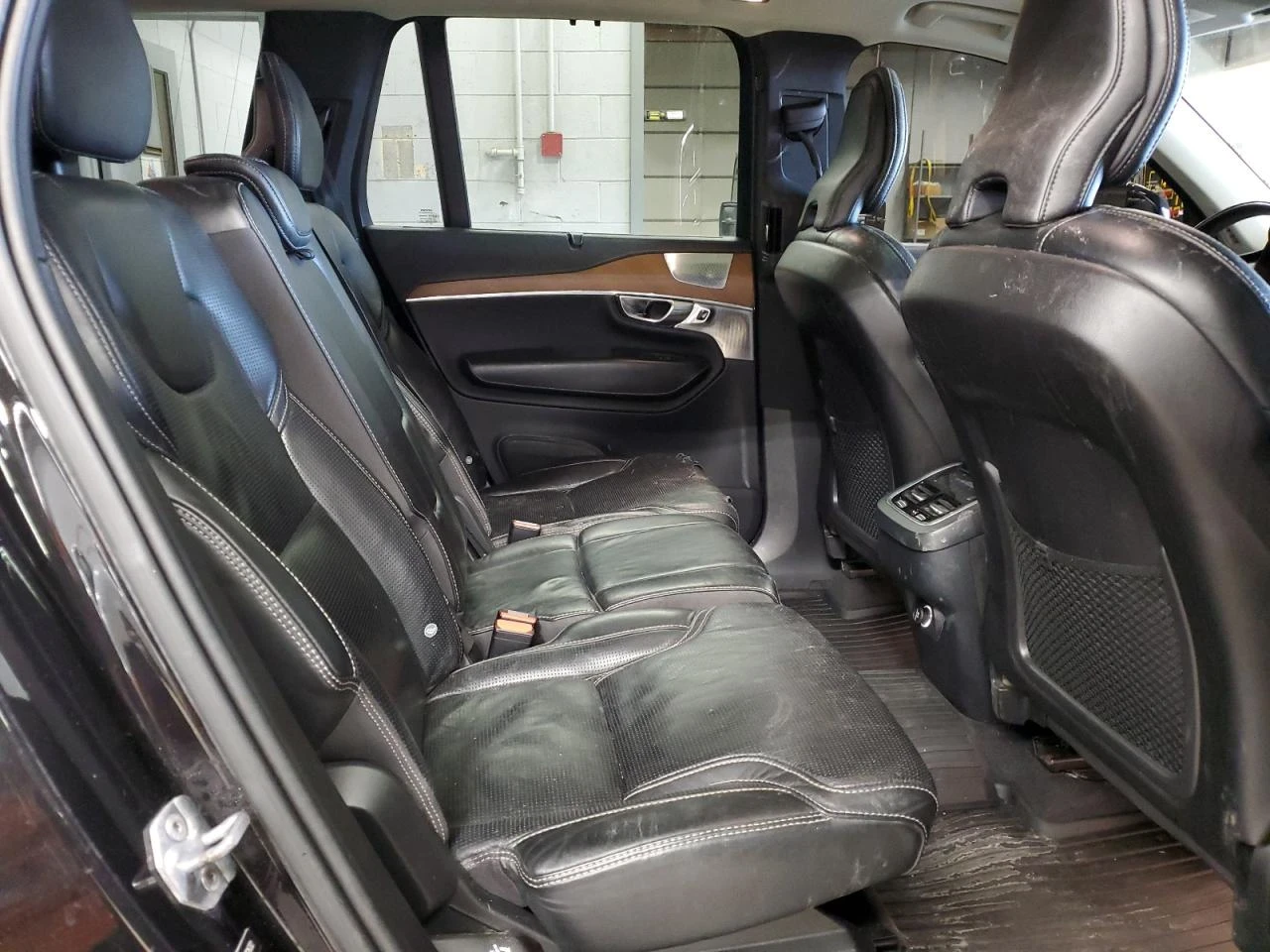 Volvo Xc90  - изображение 10