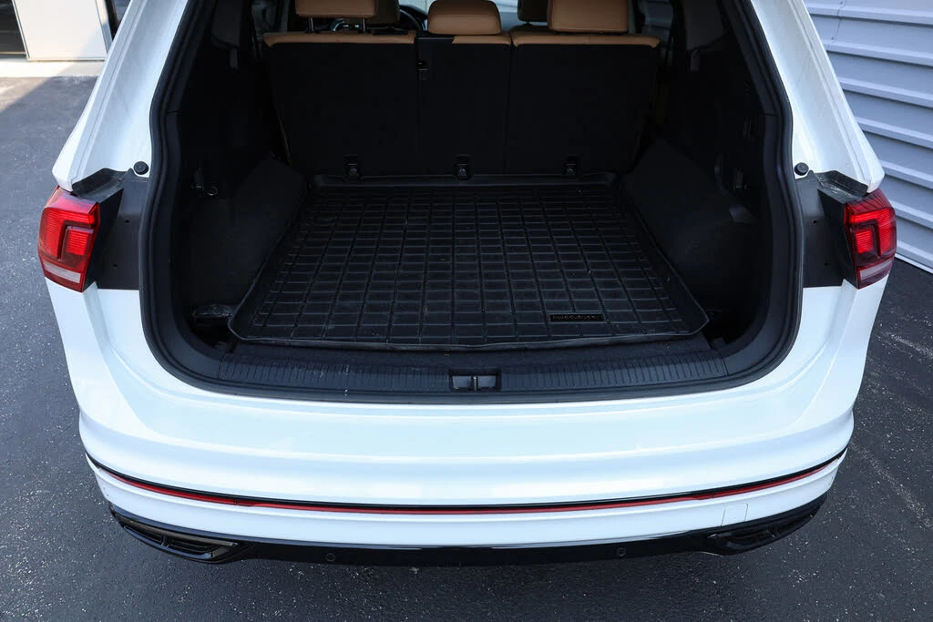 VW Tiguan COMFORTLINE R-LINE BLACK* ПАНОРАМА* КАМЕРА* ПОДГРЕ - изображение 8