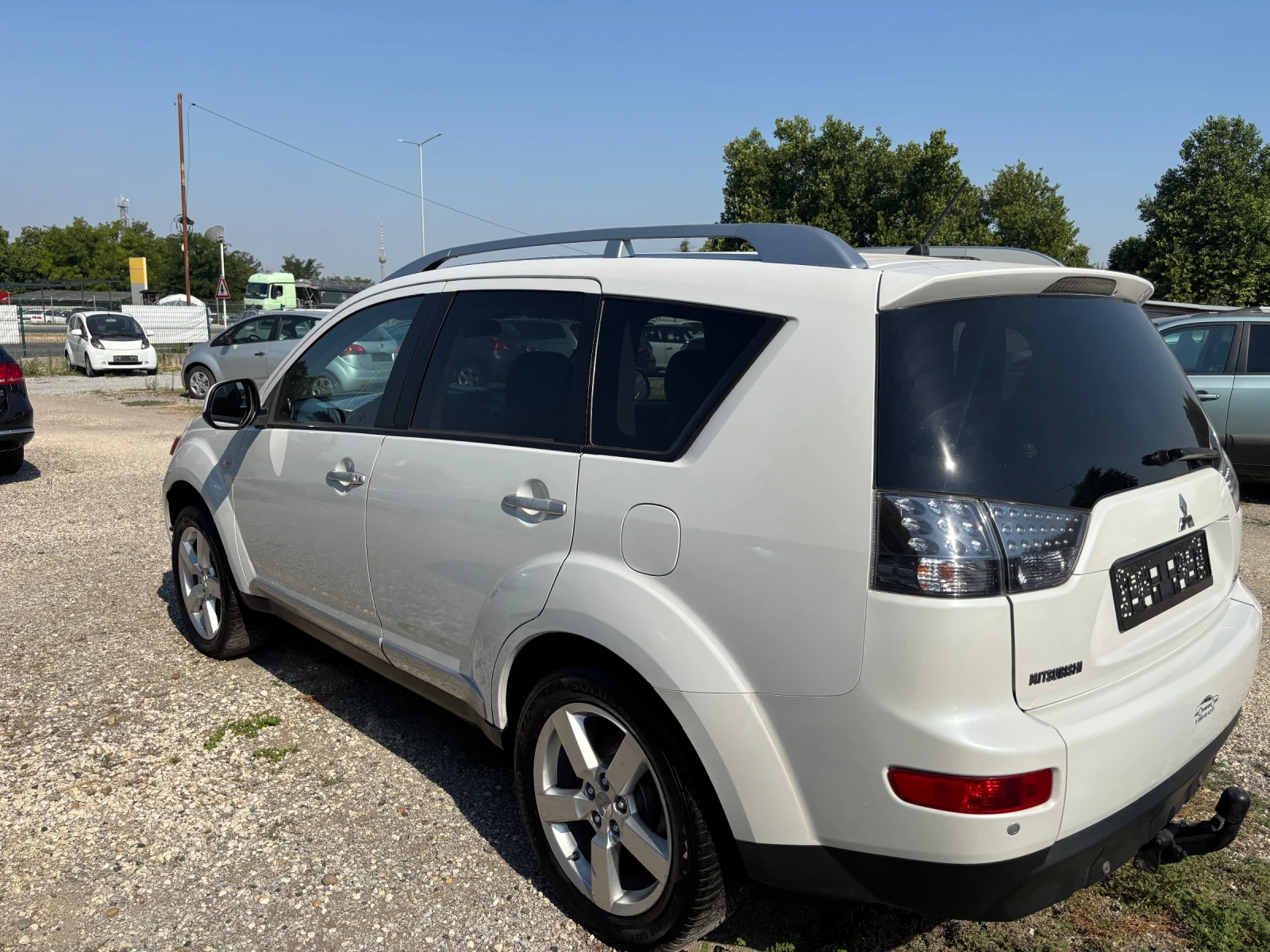 Mitsubishi Outlander 2008+ 2.2+ 156кс+ 4* 4+ 6ск+ 7МЕСТЕН, снимка 6 - Автомобили и джипове - 52403961