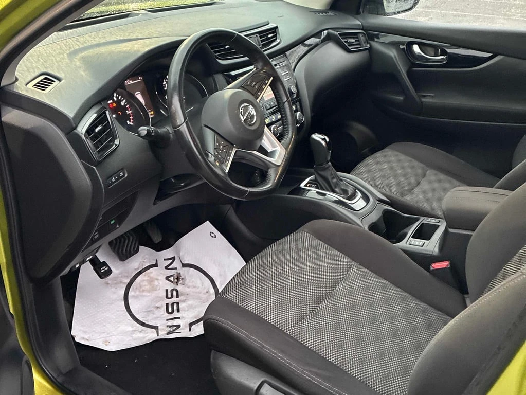 Nissan Qashqai * AWD CVT * CARFAX * БЕЗ ПЪРВОНАЧАЛНА ВНОСКА - изображение 5