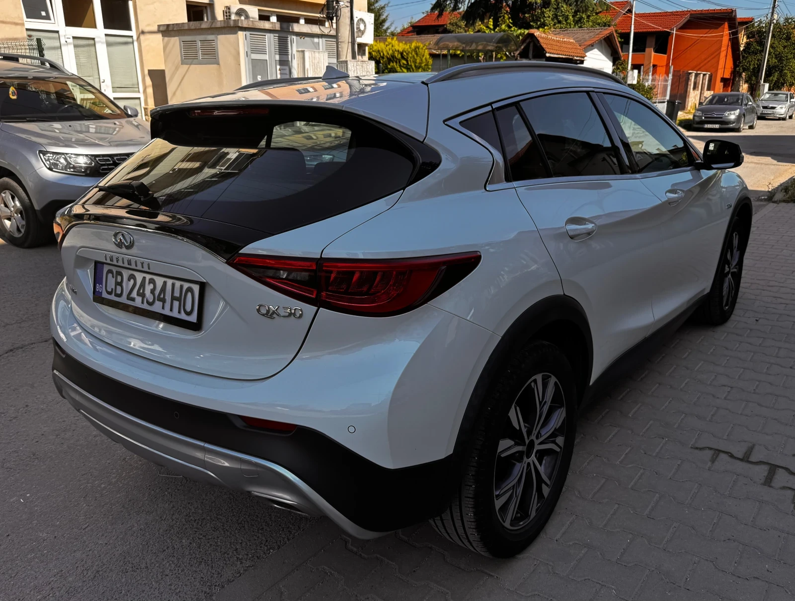 Infiniti QX30 2.2d AWD, снимка 6 - Автомобили и джипове - 55193724