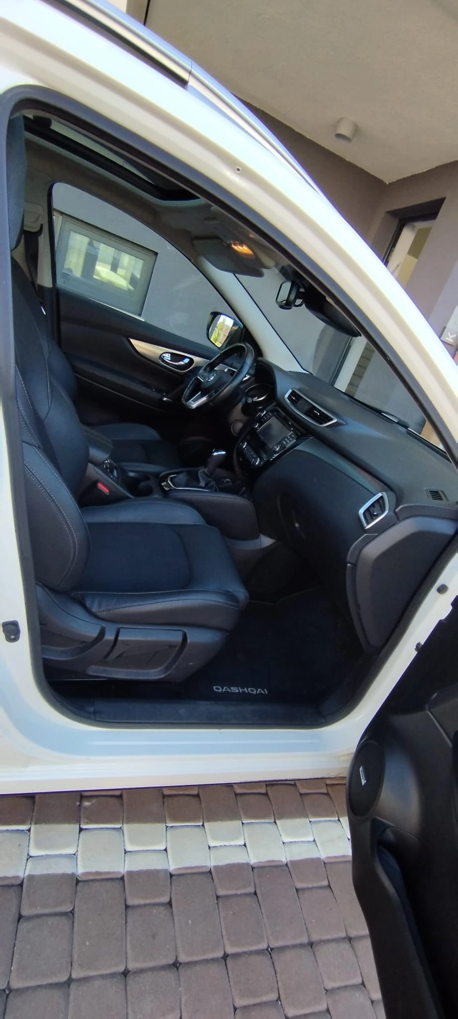 Nissan Qashqai, снимка 2 - Автомобили и джипове - 55365514