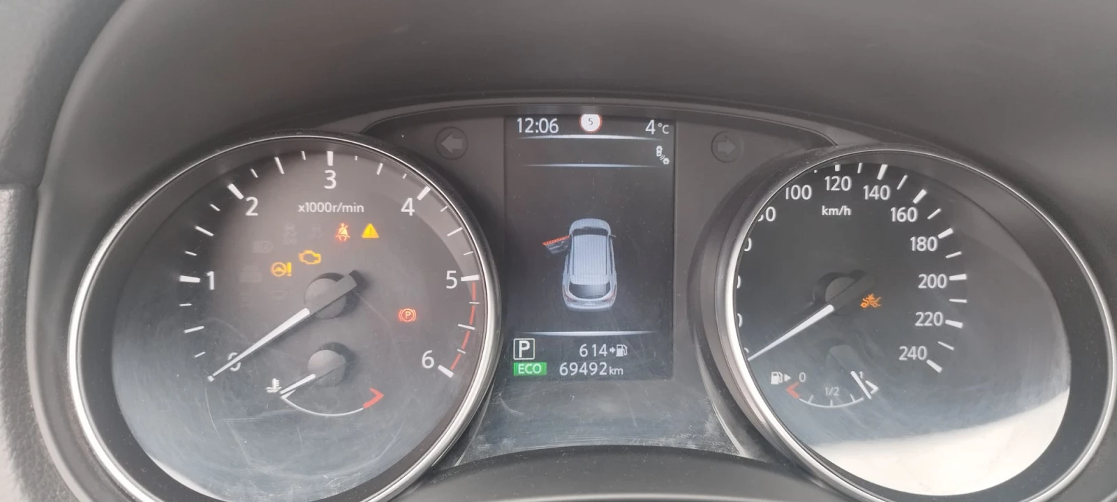Nissan Qashqai, снимка 5 - Автомобили и джипове - 55365514