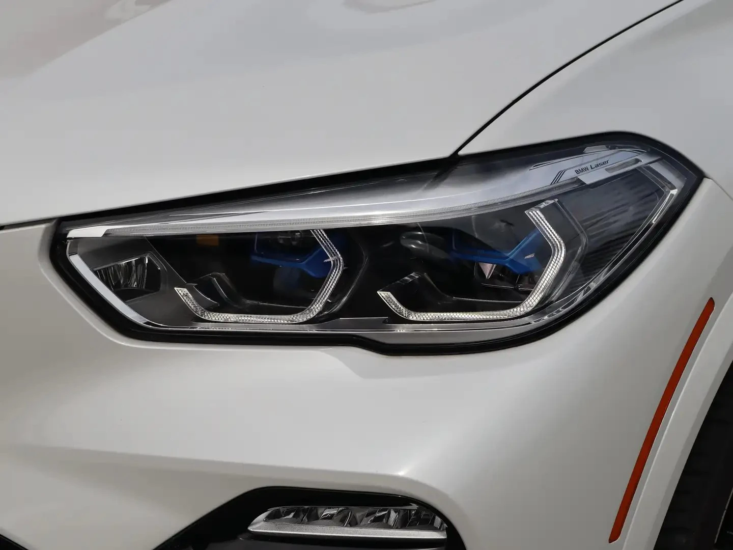 BMW X5 xDriveM50i ЦЕНА ДО БЪЛГАРИЯ АВТОКРЕДИТ, снимка 2 - Автомобили и джипове - 55557235