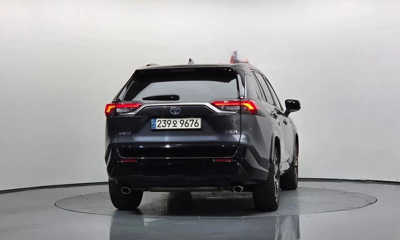 Toyota Rav4 2, 5 Prime XSE Plug-in Hybrid , снимка 4 - Автомобили и джипове - 56011541