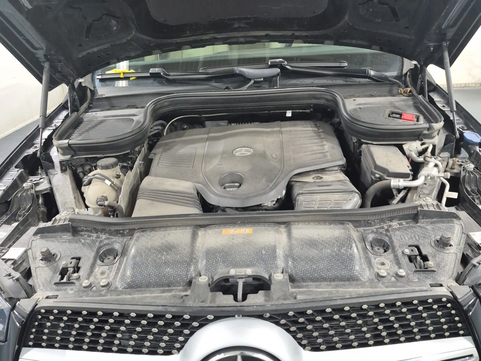 Mercedes-Benz GLE 450 / Distronic / 360 / Burmester / Carfax /Автокредит, снимка 16 - Автомобили и джипове - 56096139