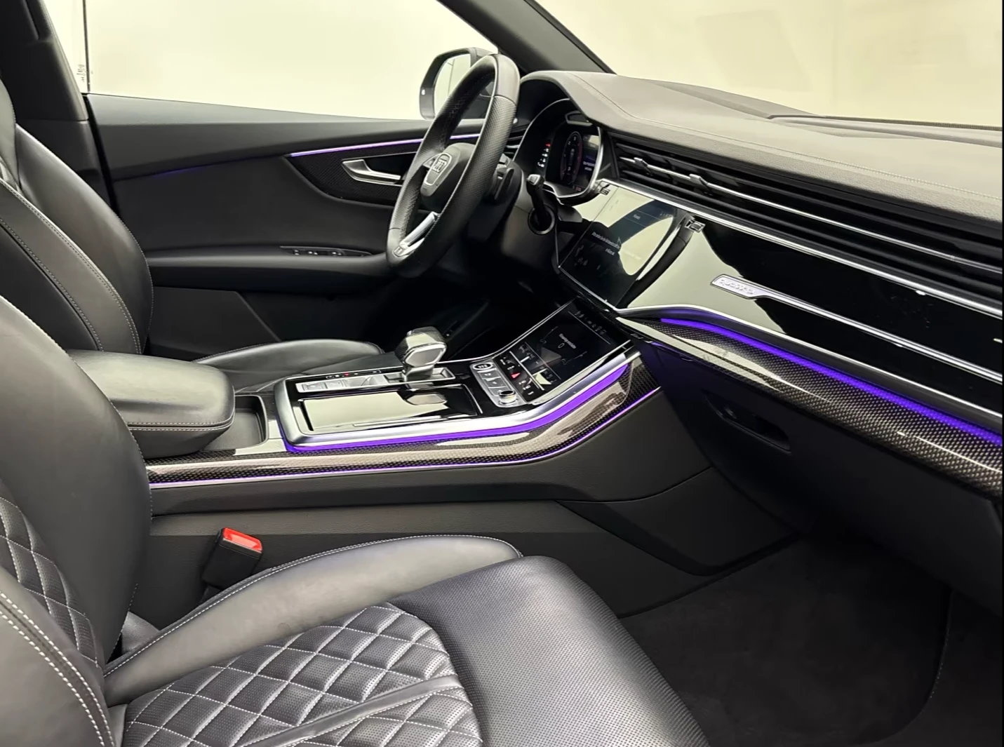 Audi Q8 50 TDI* COMPETITION PLUS* S-LINE* B&O* ����������* | Mobile.bg � ����������� 10