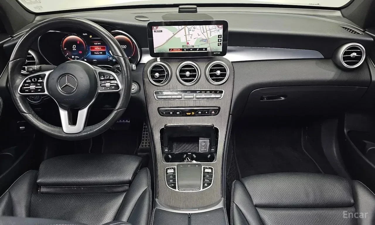 Mercedes-Benz GLC 300, снимка 6 - Автомобили и джипове - 56729006
