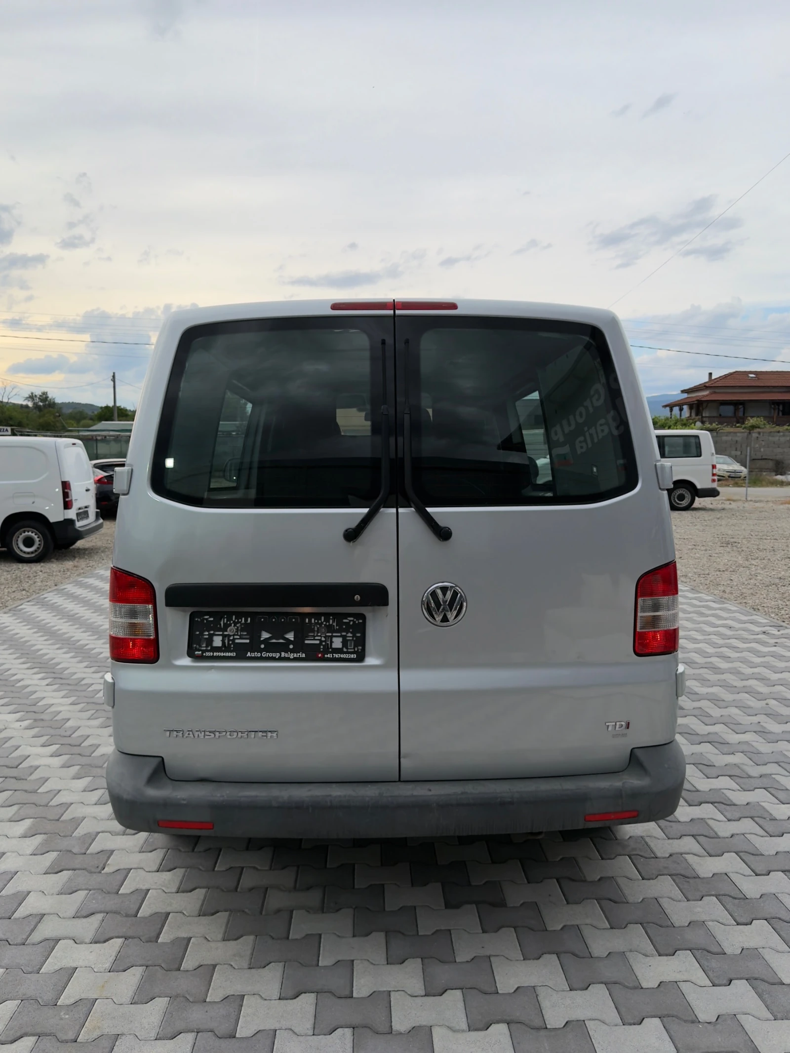 VW Transporter T5, снимка 5 - Бусове и автобуси - 53362318