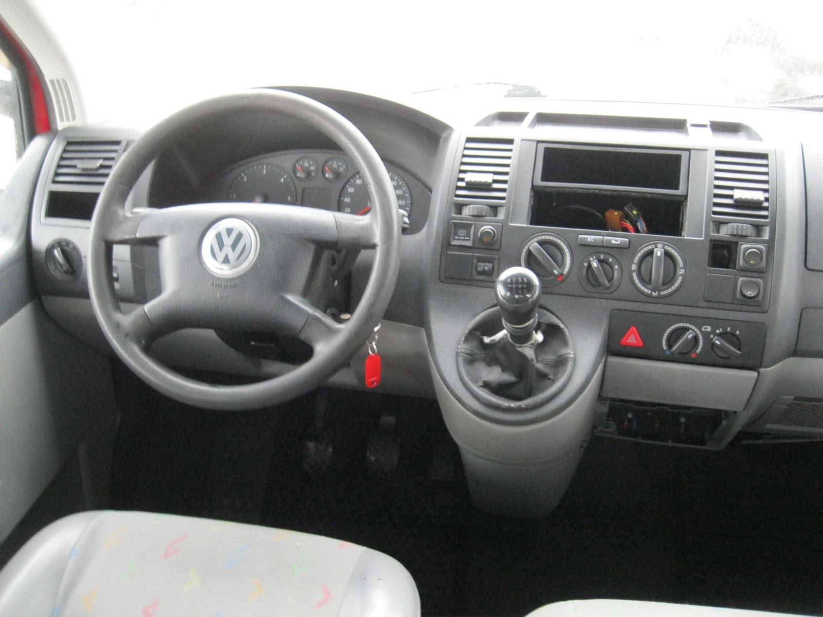 VW T5 2.5 - клима, 4x4 - изображение 6